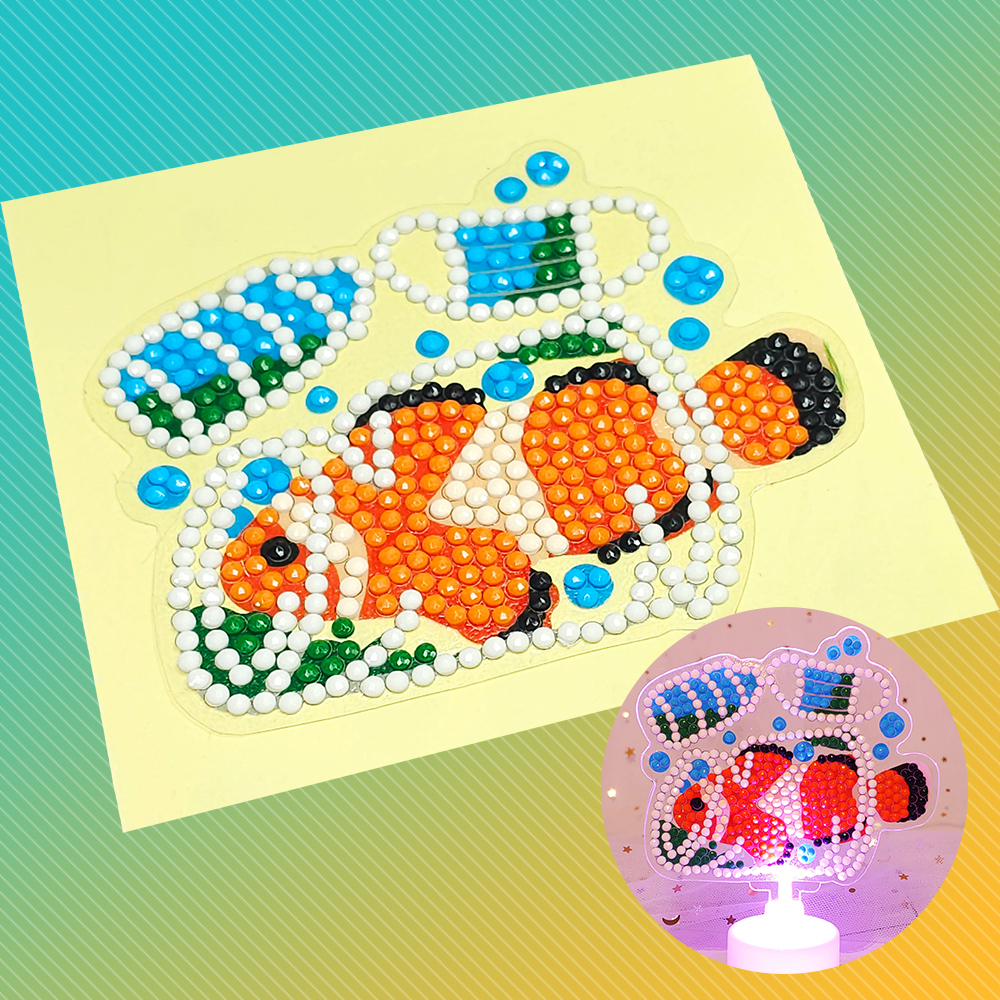 [오렌지네2917] 반짝반짝 보석십자수 스티커 - 환경 플라스틱컵에 갇힌 물고기