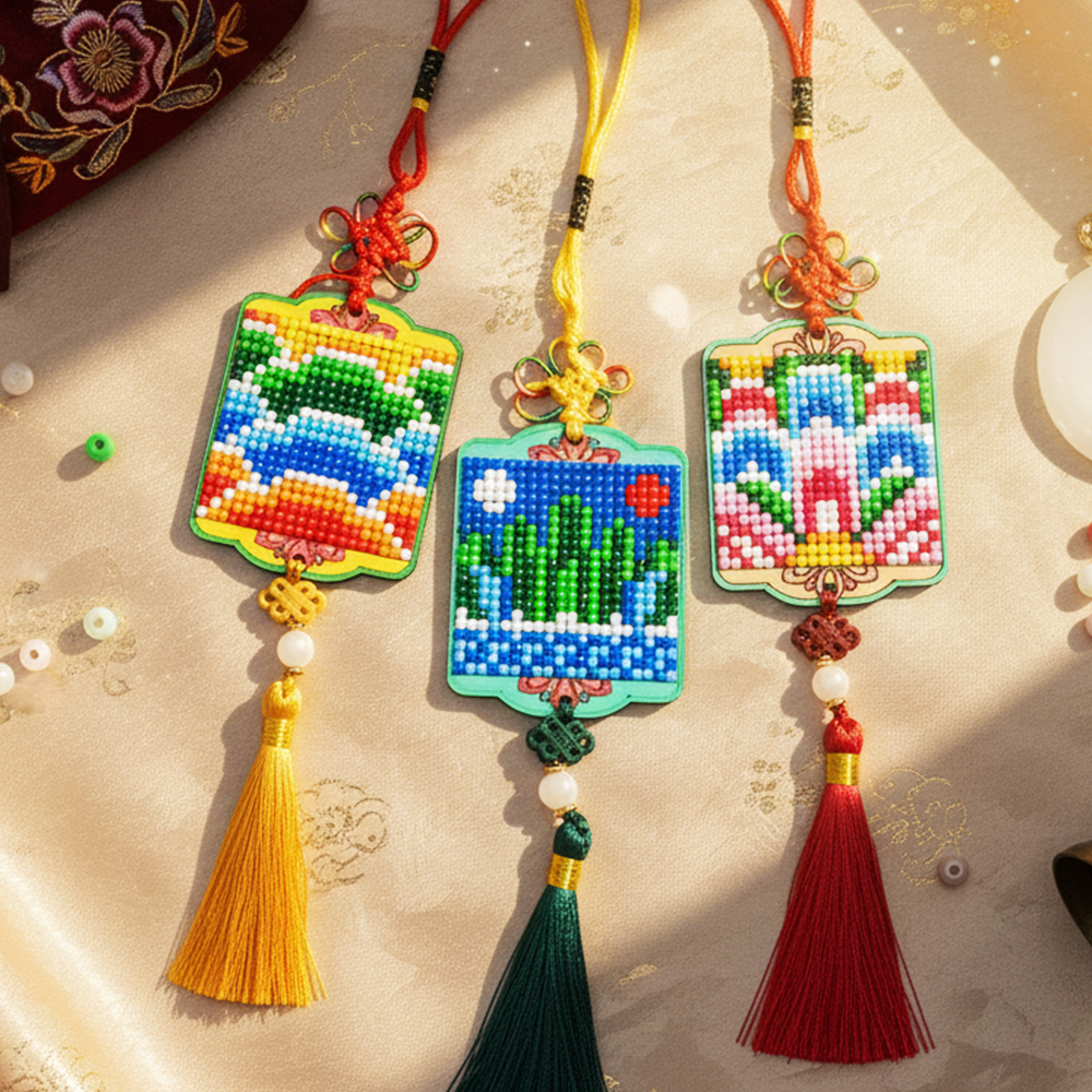 전통 단청 일월오봉도 사각 보석십자수 노리개 장식 키링 만들기 키트 / 문양 악세사리 연꽃 한국기념품 문화센터 가방고리